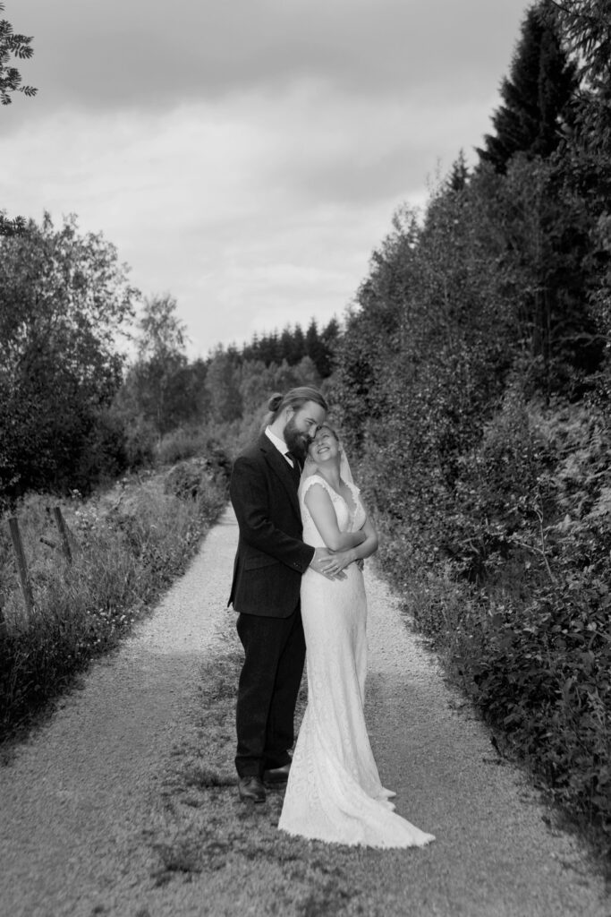 Bryllupsfotograf i Møre og Romsdal, på Tingvoll